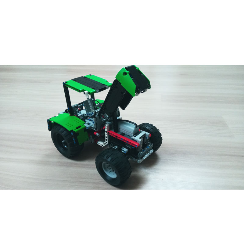 Urban Farming Building - MOC-80667 Urban Farm Agricultural Medium Tractor